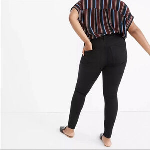 Madewell Curvy High Rise Skinny Jeans In Black Size 37 Petite Plus